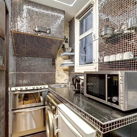 Marais Tiny Merrisas Apartman *